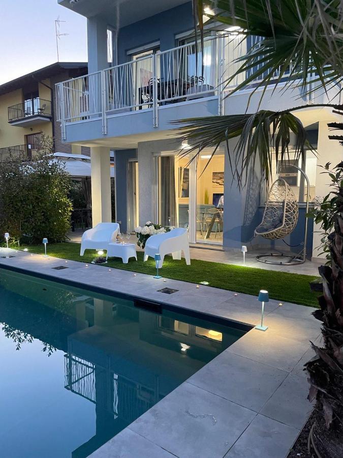 Villa Karolina Ντεζεντσάνο ντελ Γκάρντα Εξωτερικό φωτογραφία