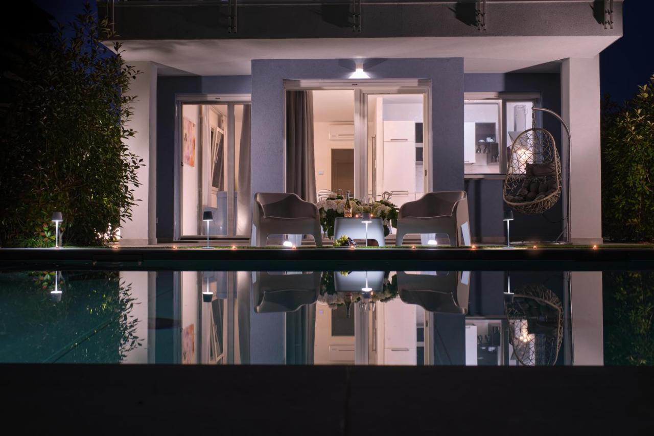Villa Karolina Ντεζεντσάνο ντελ Γκάρντα Εξωτερικό φωτογραφία