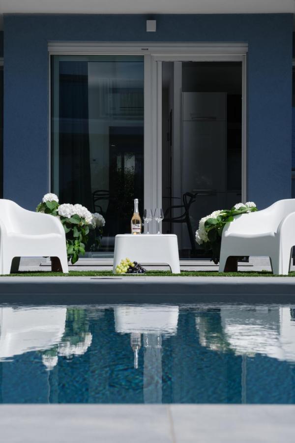 Villa Karolina Ντεζεντσάνο ντελ Γκάρντα Εξωτερικό φωτογραφία